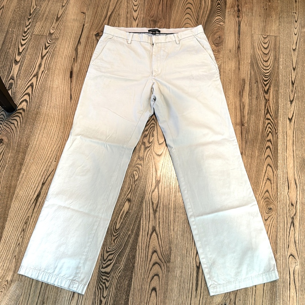 Men’s Banana Republic Dawson “stone” color chinos 34x34
